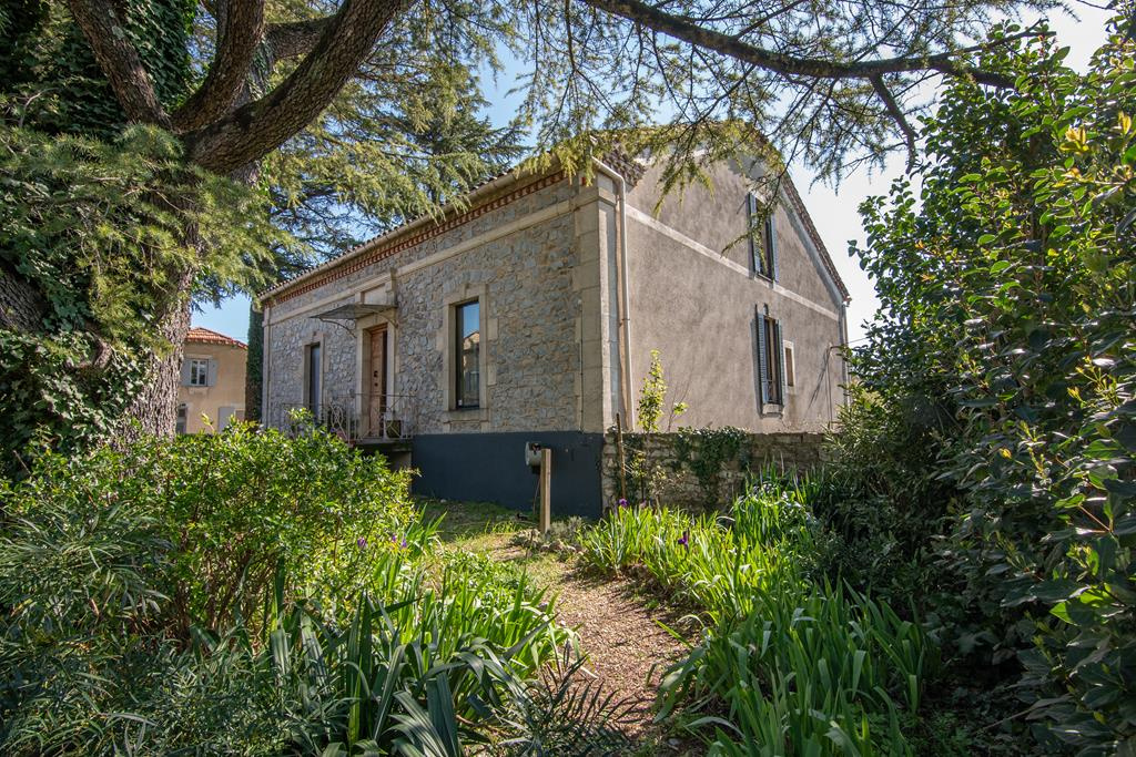 Agence immobilière de AKOR IMMOBILIER